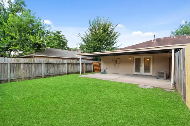 $1,400 | 5216 Beaverbrook Drive, Houston, TX 77084