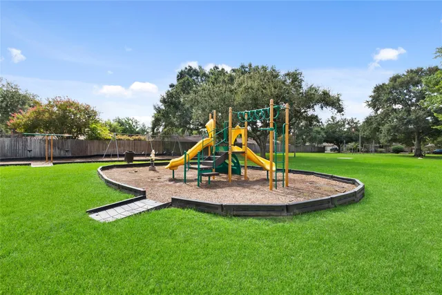 $1,400 | 5216 Beaverbrook Drive, Houston, TX 77084