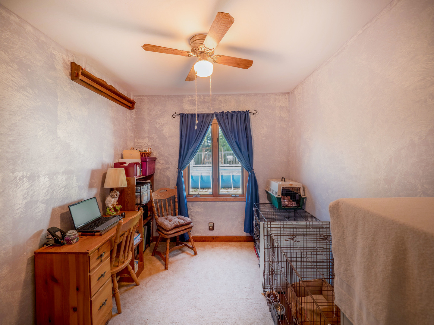 20806 Lembcke Road Harvard, IL 60033 - Photo 27 of 44 a room with furniture and a window
