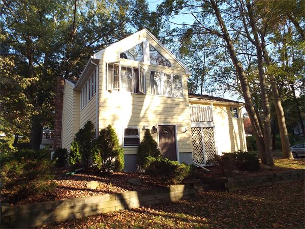 8 Olde Berry Road Andover, MA 01810 - Photo 3 of 24 Gallery Image 3