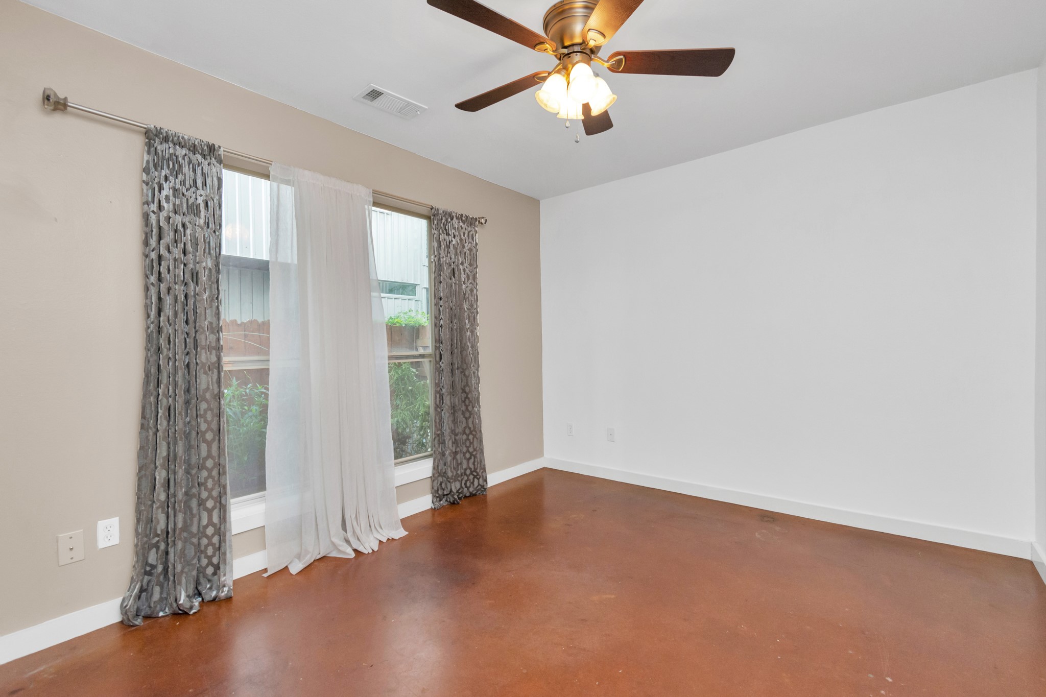 2605 Calumet Street, Unit 38 Houston, TX 77004 - Photo 5 of 32