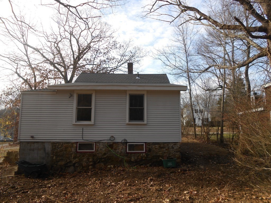 48 Dawson Road Worcester, MA 01602 - Photo 13 of 15 Gallery Image 13