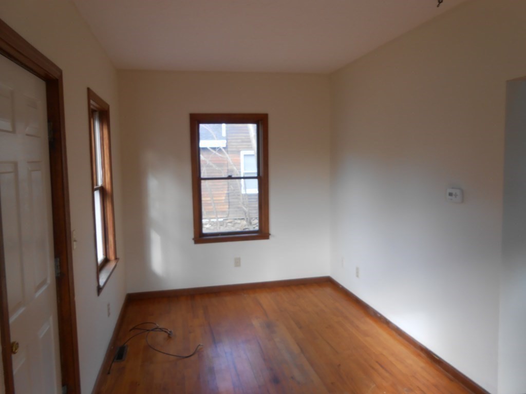 48 Dawson Road Worcester, MA 01602 - Photo 5 of 15 Gallery Image 5