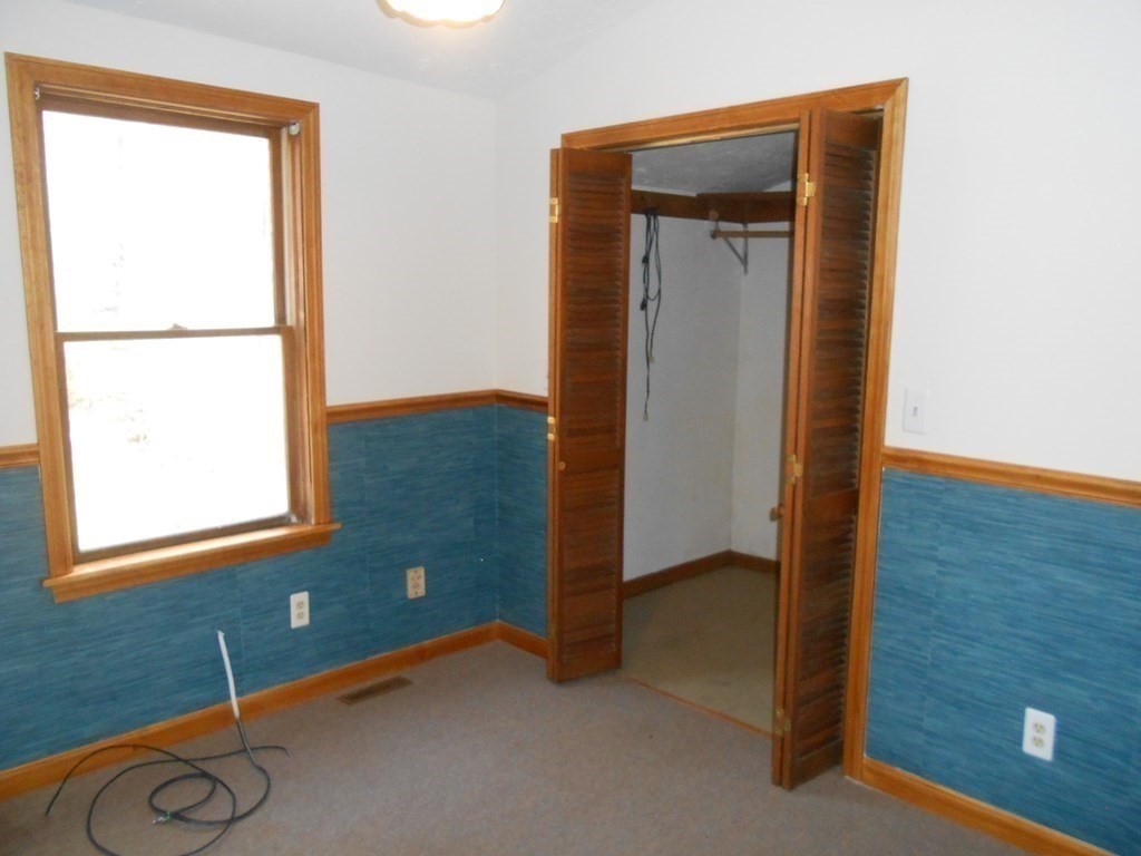 48 Dawson Road Worcester, MA 01602 - Photo 8 of 15 Gallery Image 8