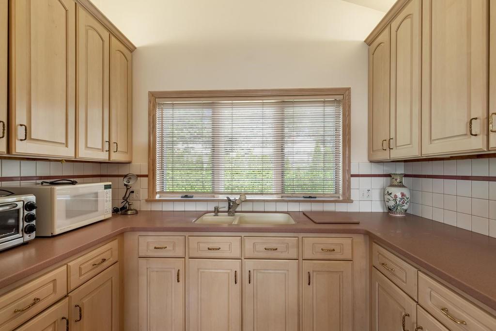 42 Spring Road Nahant, MA 01908 - Photo 23 of 35 Gallery Image 23