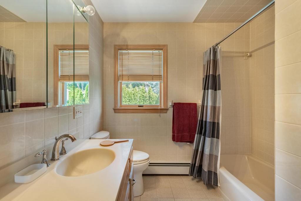 42 Spring Road Nahant, MA 01908 - Photo 27 of 35 Gallery Image 27