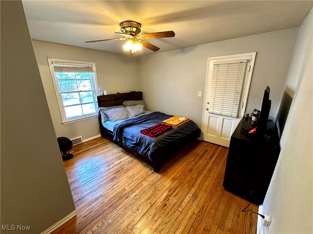 13816 Cedar Road University Heights, OH 44118 - Photo 3 of 25