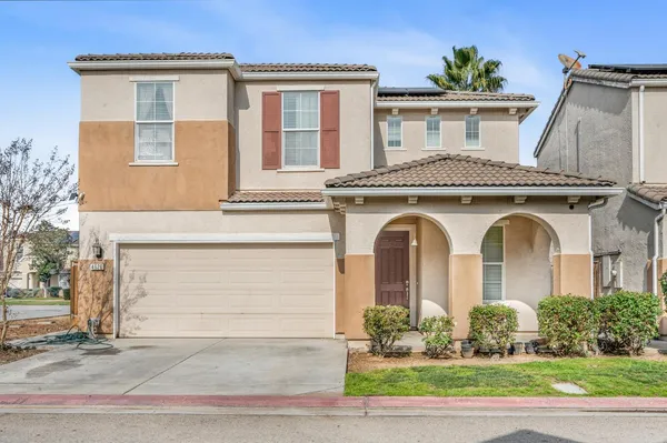 $414,999 | 4626 West Javier Way, Fresno, CA 93722