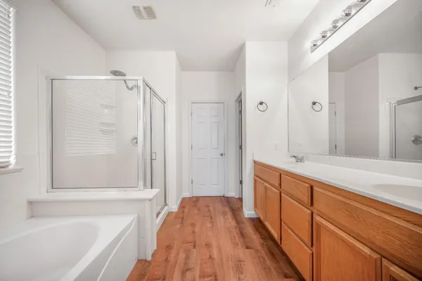 $414,999 | 4626 West Javier Way, Fresno, CA 93722