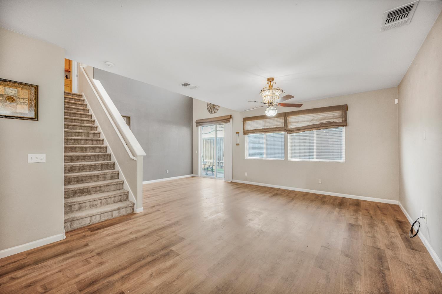 4626 West Javier Way Fresno, CA 93722 - Photo 10 of 26