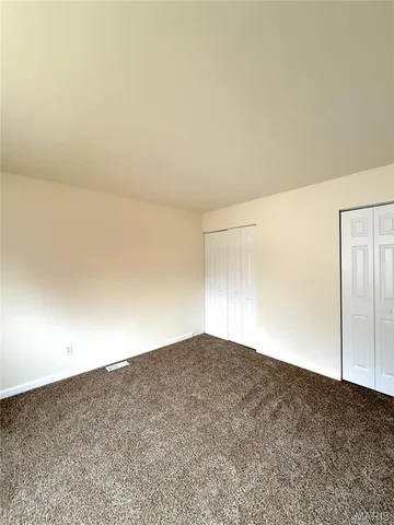 $1,050 | 822 White Oak Drive, Unit 4, O'Fallon, IL 62269