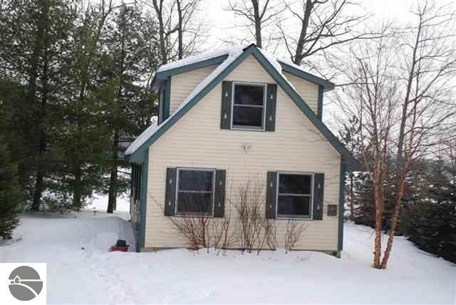 508 Bass Lake Road Traverse City, MI 49685 - Photo 5 of 18 1723688-4.JPG