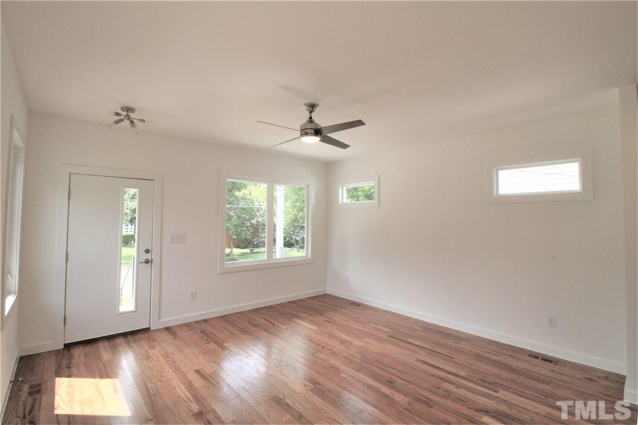 218 Heck Street Raleigh, NC 27601 - Photo 9 of 24