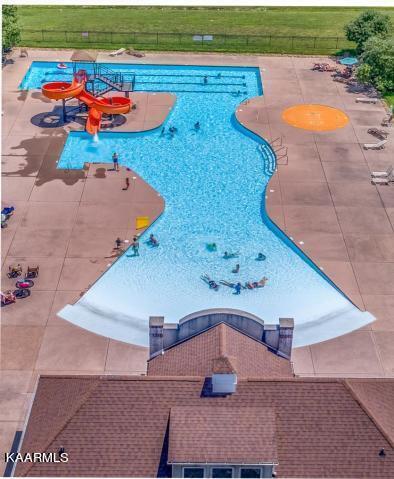 125 Pineberry East Road, Unit LOT 181 Oak Ridge, TN 37830 - Photo 9 of 22 Outdoor Pool 2