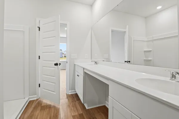 $2,750 | 376 Tiliwa Street, Summerville, SC 29486