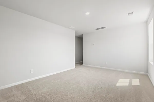 $2,750 | 376 Tiliwa Street, Summerville, SC 29486