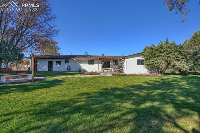 29248 Hardin Road Pueblo, CO 81006 - Photo 29 of 39 All the room for activities!!