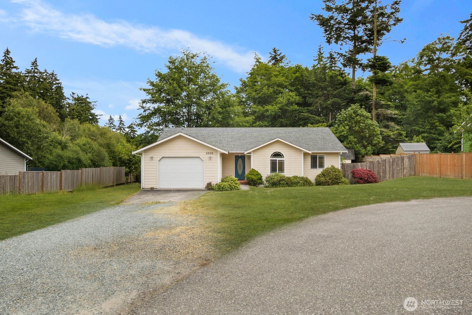 2220 Williams Road Oak Harbor, WA 98277 - Photo 2 of 37