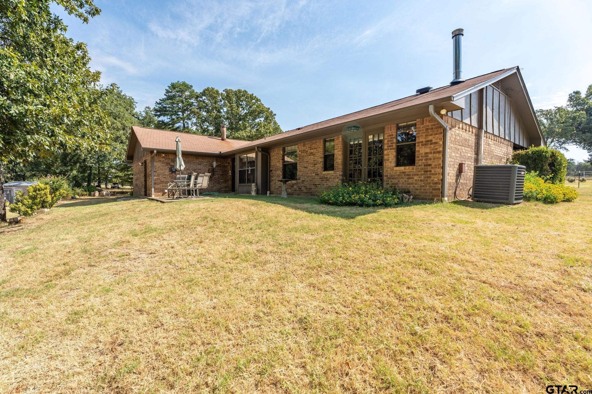 13402 County Road 1131 Flint, TX 75762 - Photo 23 of 31