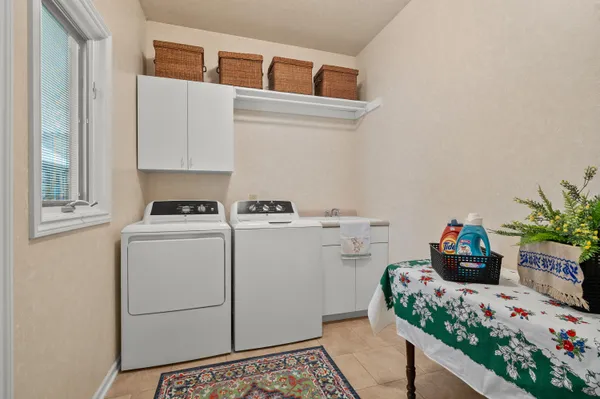 $580,000 | 8863 West PQ Avenue, Mattawan, MI 49071