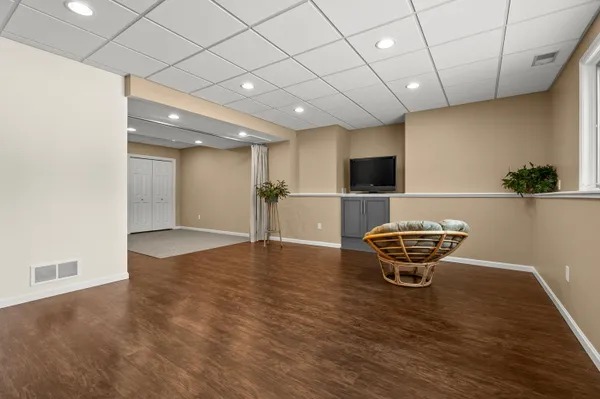 $580,000 | 8863 West PQ Avenue, Mattawan, MI 49071