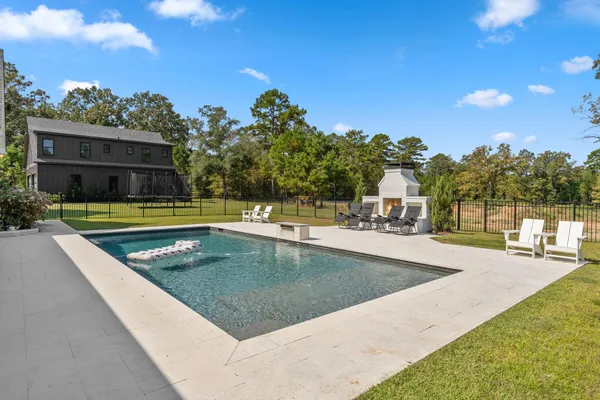 $2,975,000 | 8014 Susan Bradford Lane, Tallahassee, FL 32309