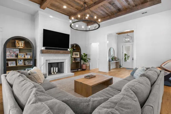 $2,975,000 | 8014 Susan Bradford Lane, Tallahassee, FL 32309