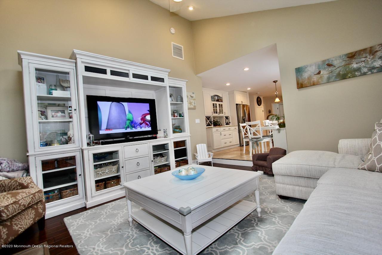 226 Valley Road Neptune Township, NJ 07753 - Photo 10 of 34 226 val - 24