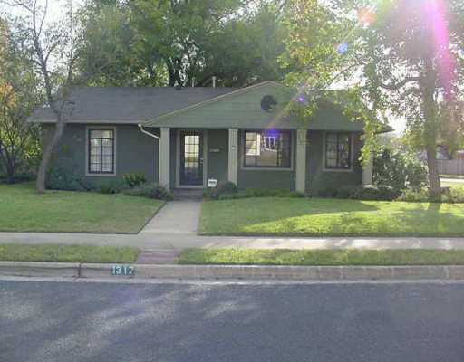 1317 Alegria Road Austin, TX 78757 - Photo 1 of 1