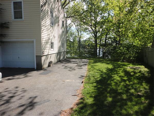 149 Oak Ridge Drive Ayer, MA 01432 - Photo 2 of 24 Gallery Image 2