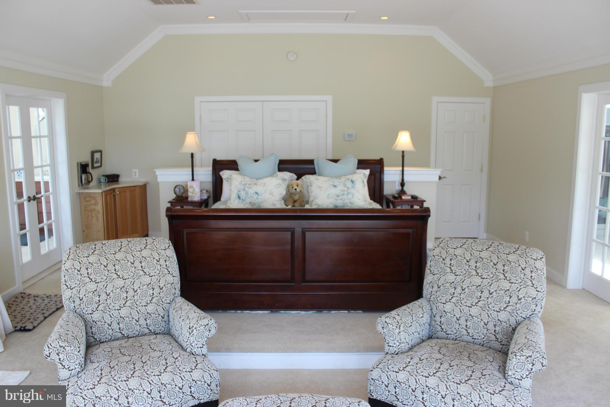 1001 Romancoke Road Stevensville, MD 21666 - Photo 21 of 30 2nd Floor Master Sitting Area w/ Waterviews
