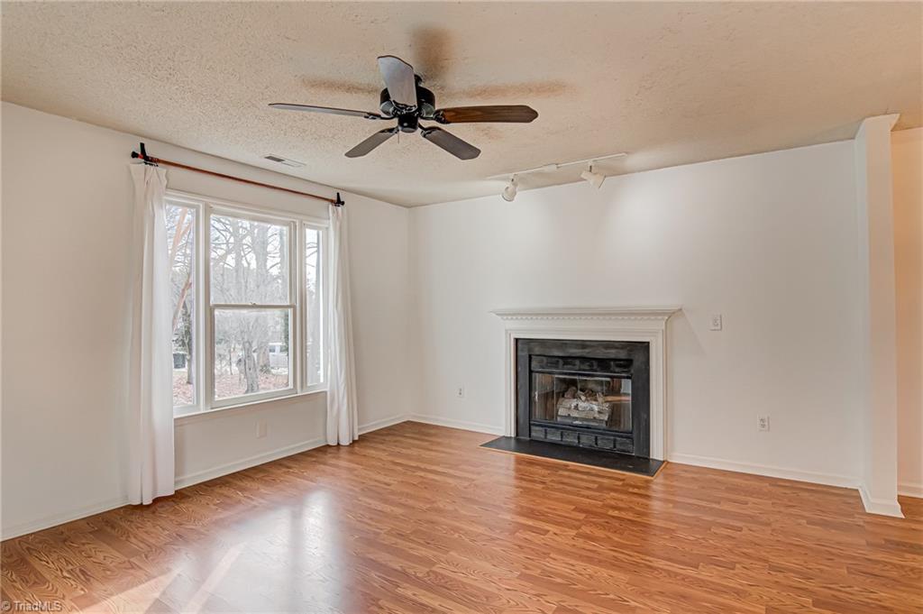 5509 Salem View Road Pfafftown, NC 27040 - Photo 8 of 35 Gallery Image 8