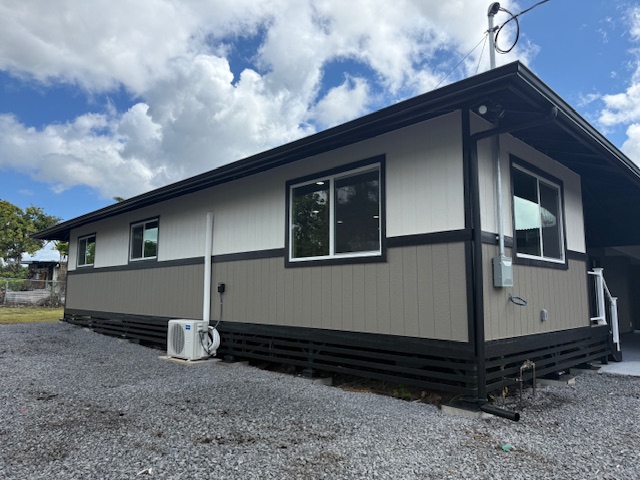 144 Chong Street Hilo, HI 96720 - Photo 24 of 28 a front view of a house