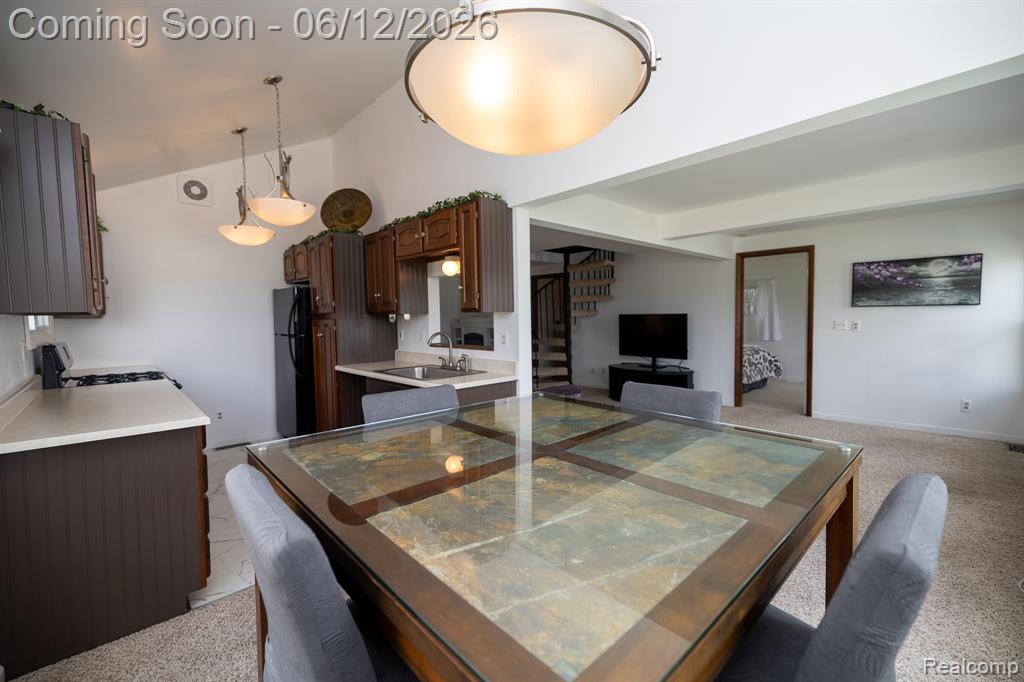 8691 Cooley Lake Road Commerce Township, MI 48382 - Photo 9 of 29