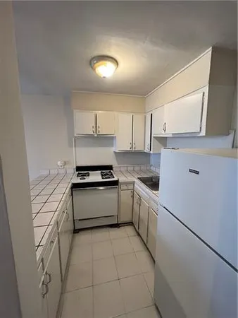 $1,000 | 3550 Coliseum Street, Unit 11, New Orleans, LA 70115