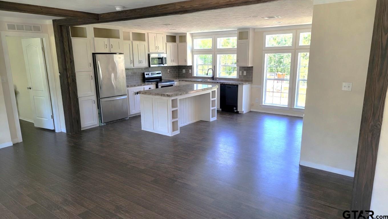 4952 Cr 2120 Rusk Tx 75785 Rusk, TX 75785 - Photo 6 of 23