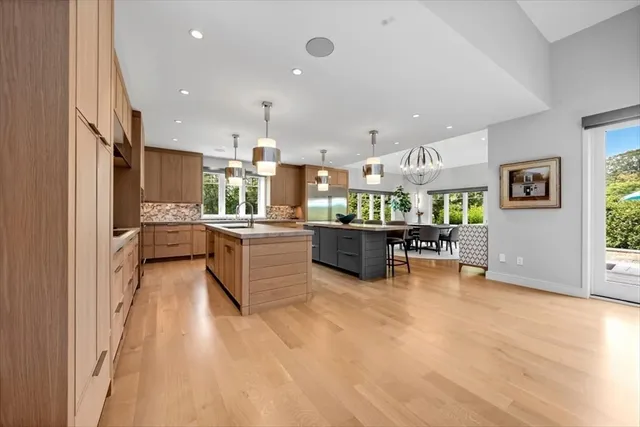 $3,999,000 | 2 Black Rock Drive, Hingham, MA 02043