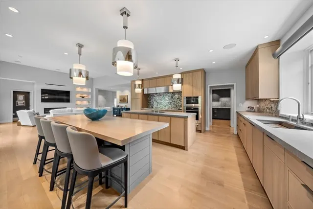 $3,999,000 | 2 Black Rock Drive, Hingham, MA 02043