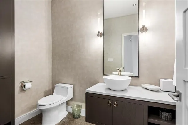 $3,999,000 | 2 Black Rock Drive, Hingham, MA 02043