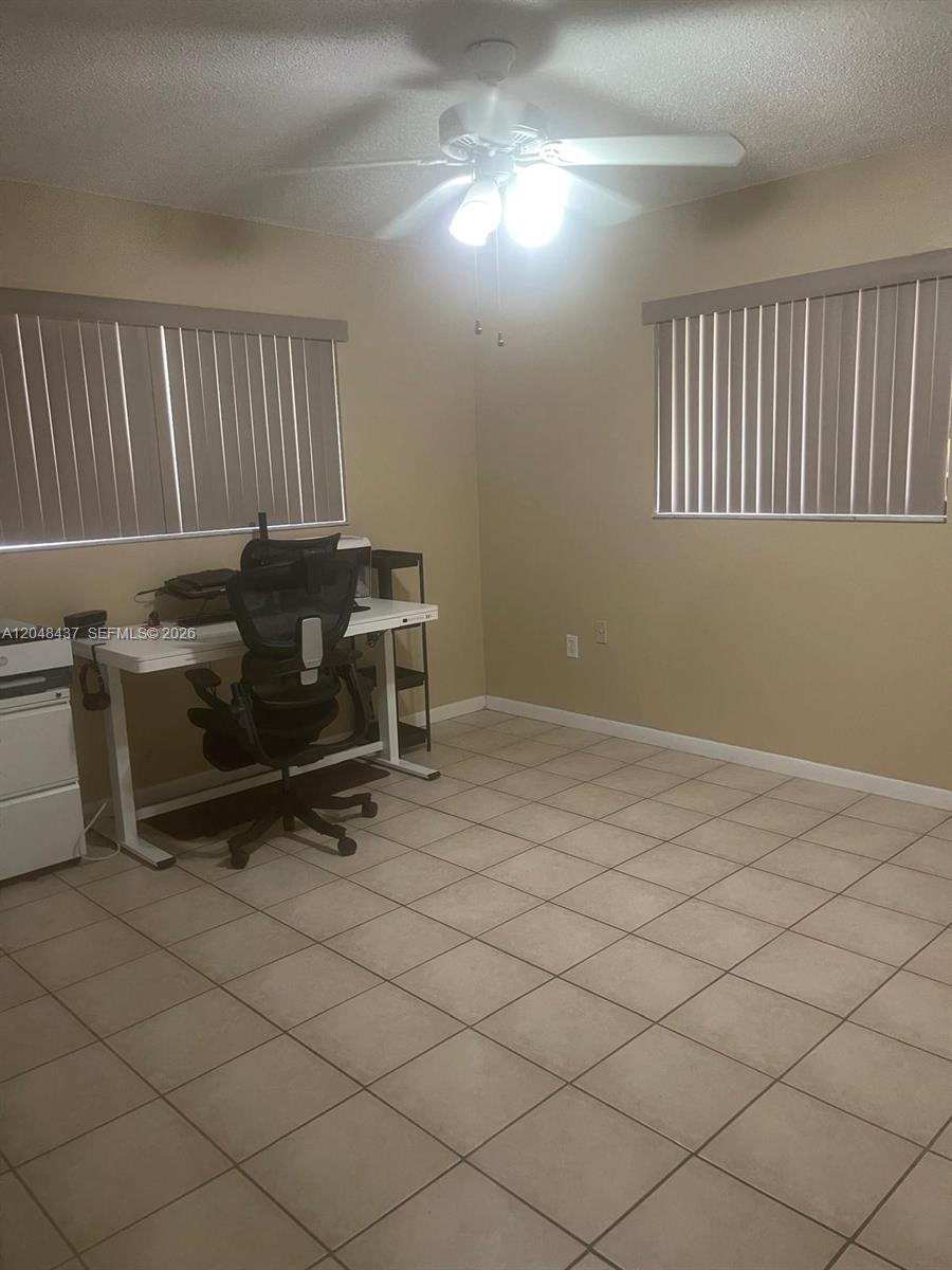 430 Southeast 5th Street Hialeah, FL 33010 - Photo 12 of 24