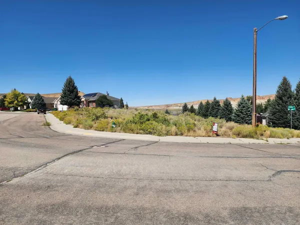 $95,000 | 100 Collier Circle, Green River, WY 82935