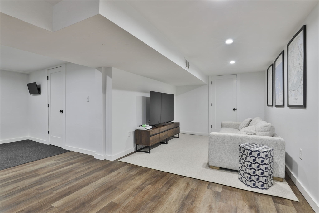 1185 Brook Road Milton, MA 02186 - Photo 34 of 40 Gallery Image 34