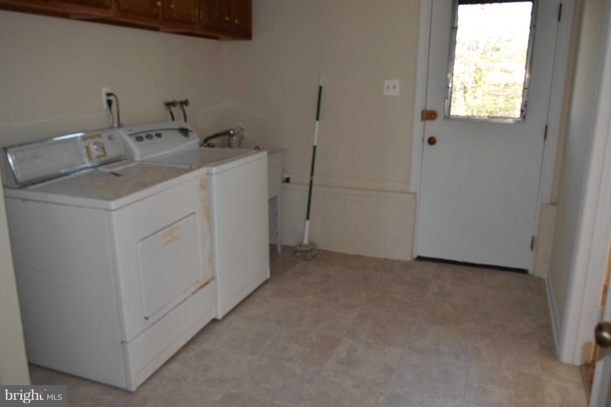 8308 Nightingale Drive Greenbelt, MD 20770 - Photo 15 of 30 Interior (General)