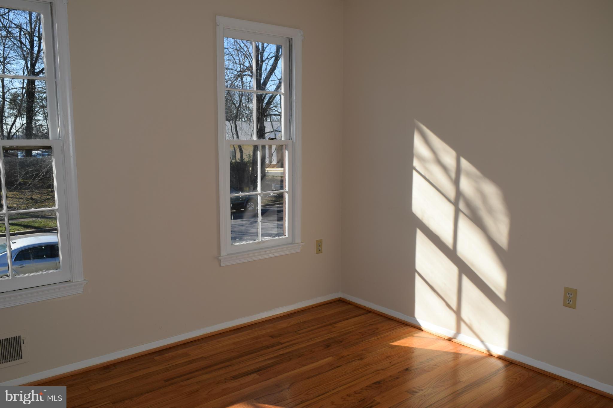 8308 Nightingale Drive Greenbelt, MD 20770 - Photo 25 of 30 Bedroom