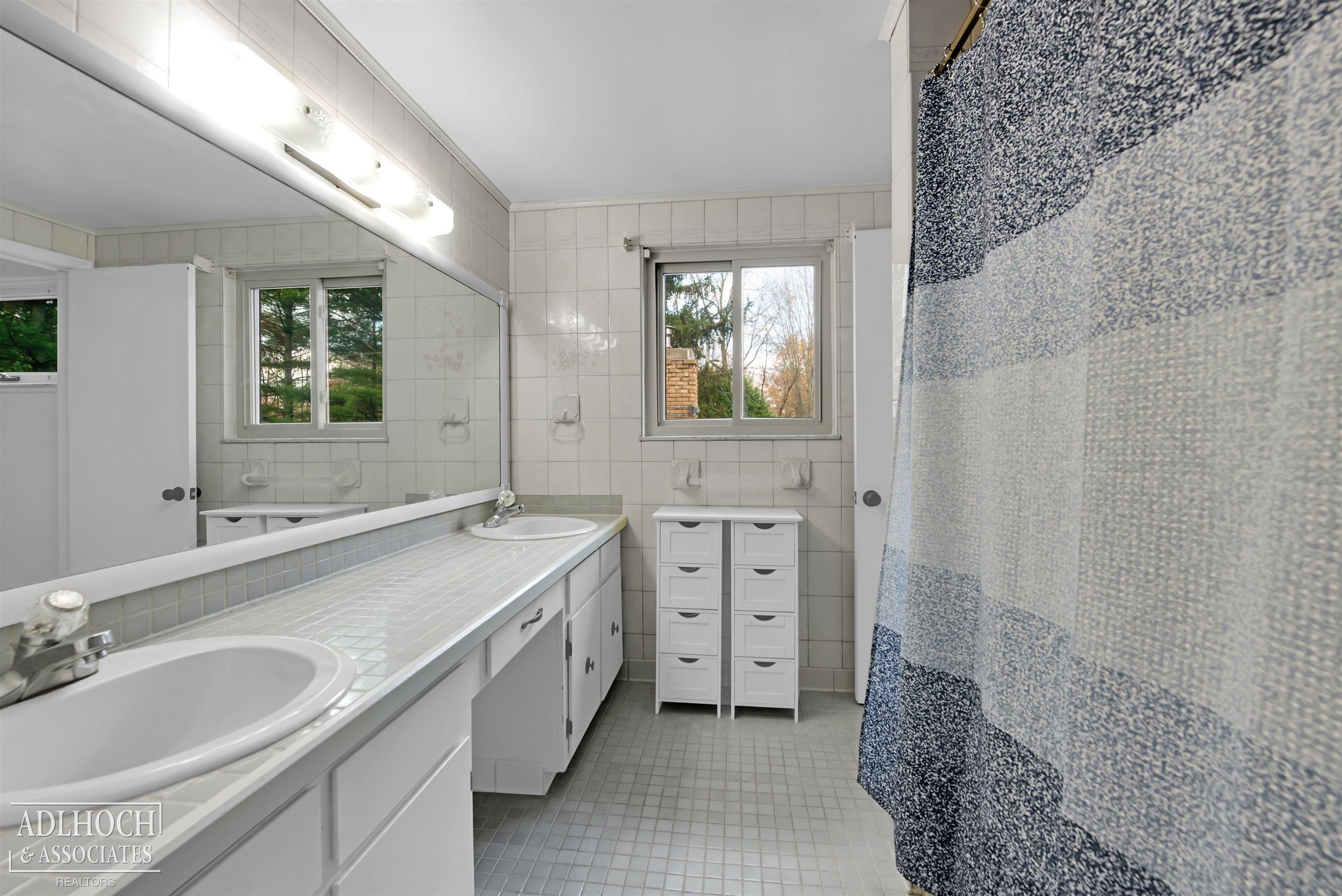 8390 Kendall Road Columbus, MI 48063 - Photo 13 of 27