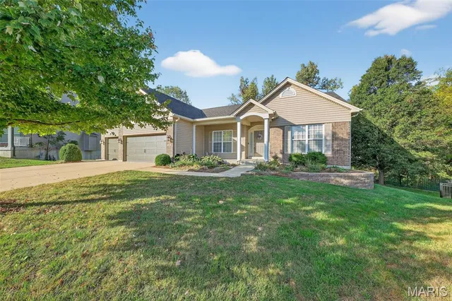 $425,000 | 121 Kendl Court, Florissant, MO 63031
