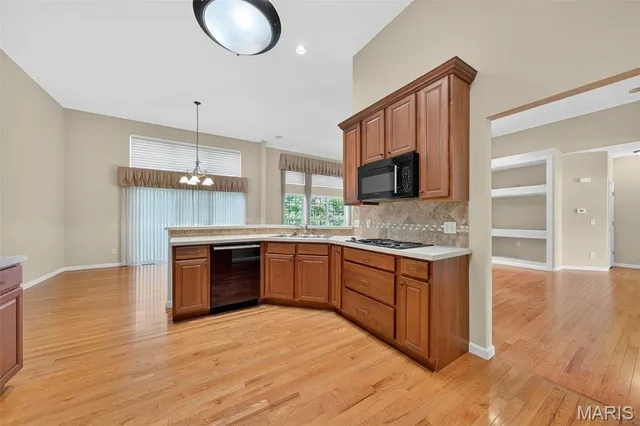 $425,000 | 121 Kendl Court, Florissant, MO 63031