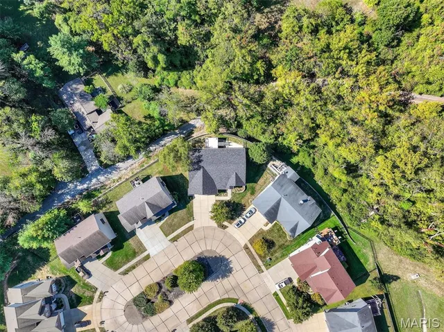 $425,000 | 121 Kendl Court, Florissant, MO 63031