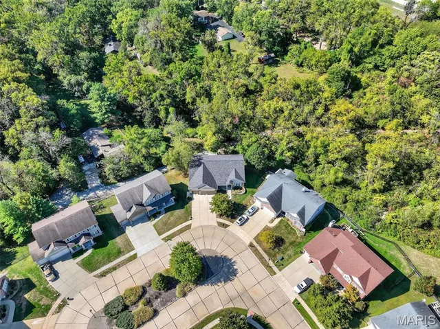 $425,000 | 121 Kendl Court, Florissant, MO 63031