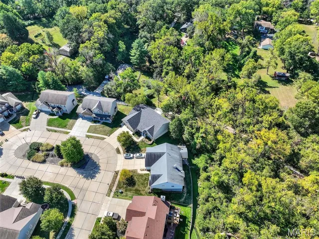 $425,000 | 121 Kendl Court, Florissant, MO 63031